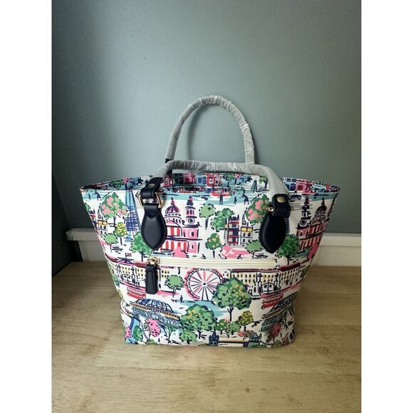 London Tote bag, Coastal Preppy purse, nylon tote bag, with zipper and pockets - Picture 7 of 9